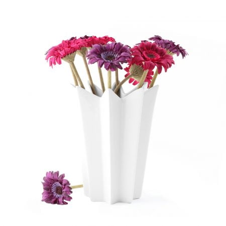 VS 020 VASEN Star shaped vase 20 cm