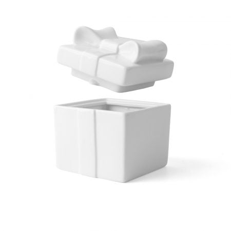 piggy banks and gift boxes